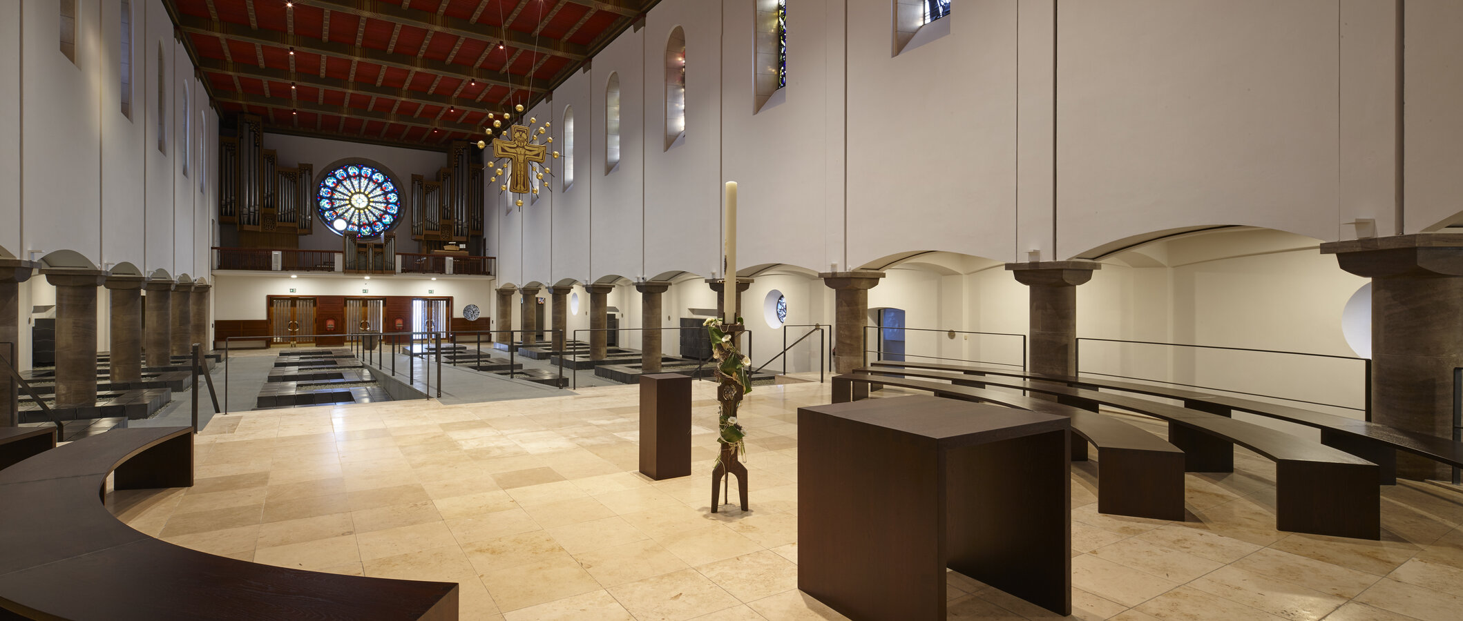 Kolumbarium St. Pius | Innenraum Ansicht Chorraum