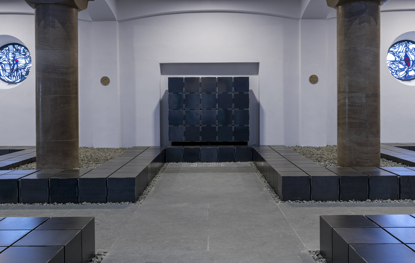 Kolumbarium St. Pius | Urnenkammer- wand