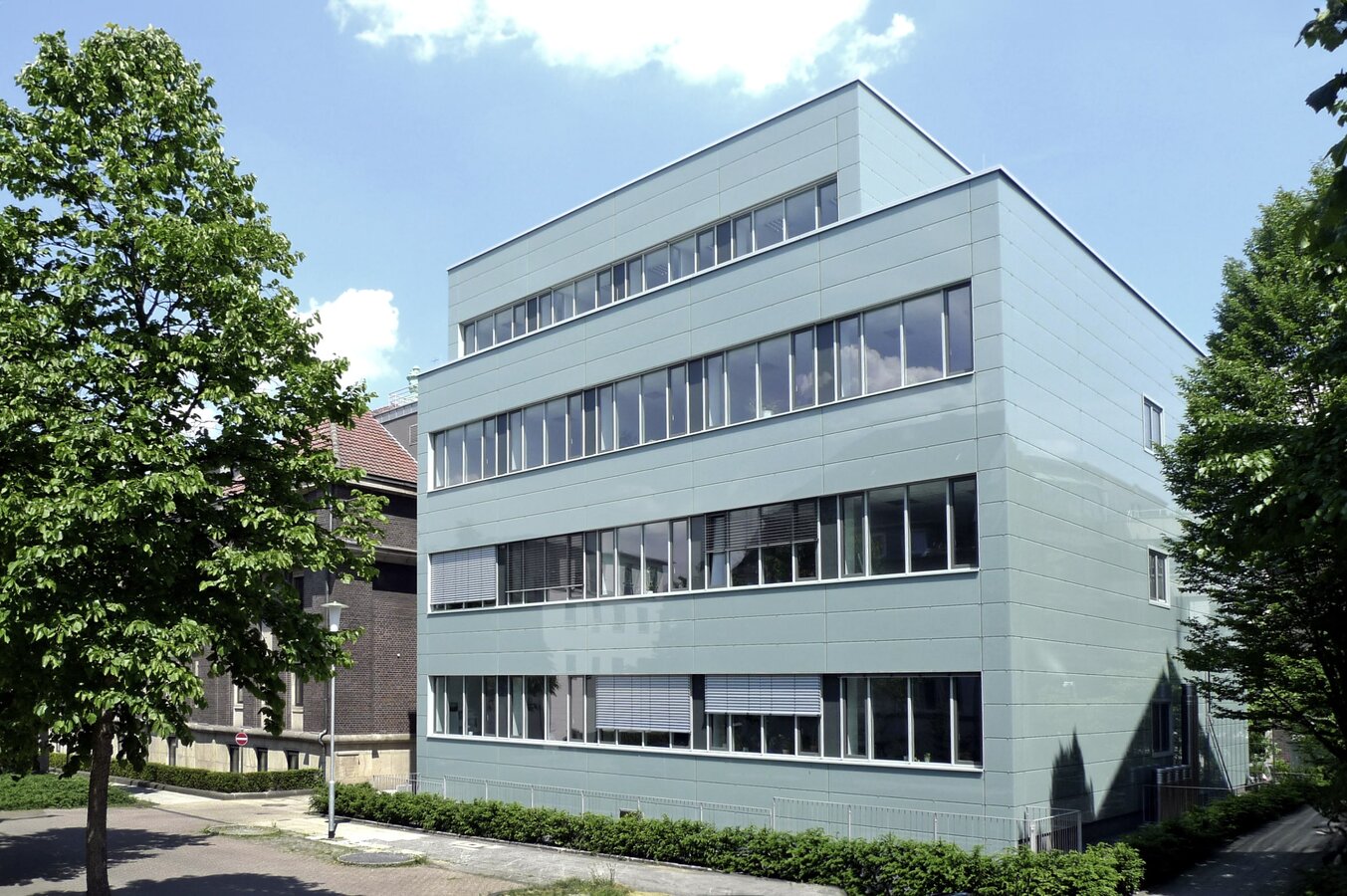 Umbau Laborgebäude | Emschergenossenschaft Essen | Straßenansicht