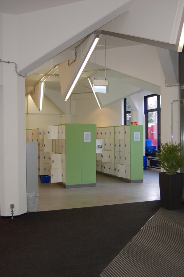 UDE, Campus Duisburg | Fachbibliothek LK | Schliessfächer