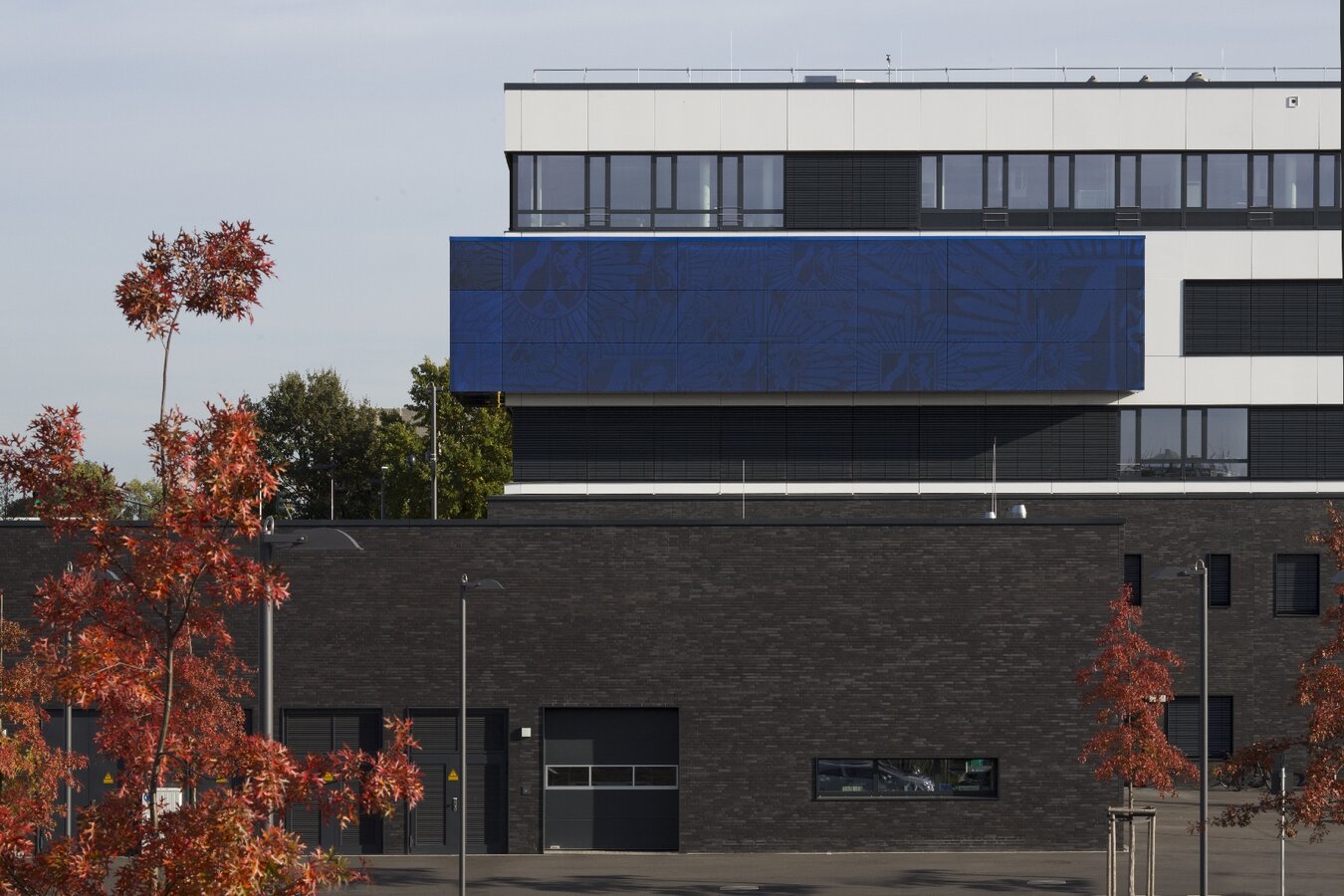 Mönchengladbach | Neubau Polizeipräsidium | Gebäudeansicht – Detail Kubus